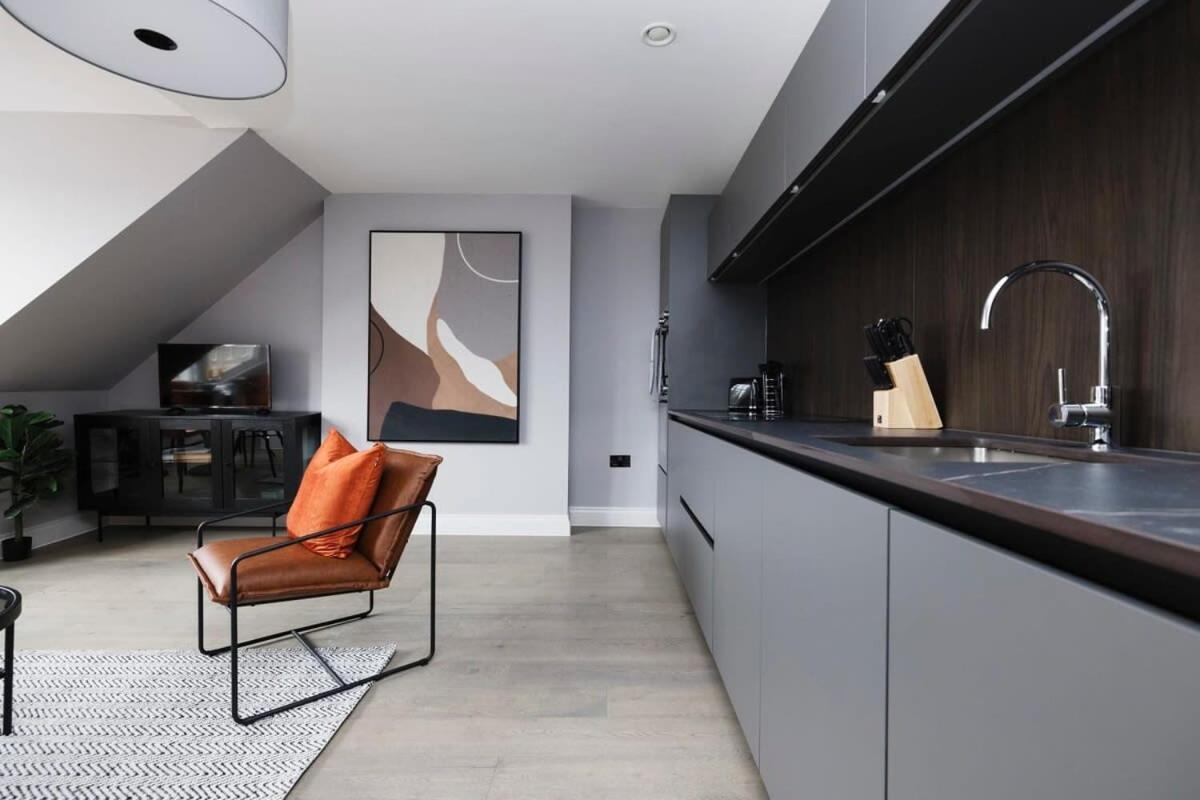 Dragon Suites - City Centre Castle View 1 Bed Apartment Edinburgh Exterior photo
